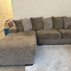 Gray Sectional Couch 