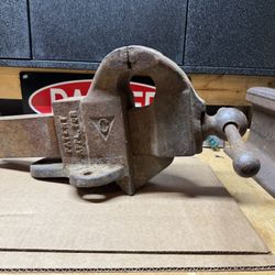 VISE 5” Columbian 505 USA HEAVY DUTY vice 