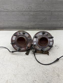 2007-2013 Chevy Silverado 1500 Front Wheel Hub Bearing OEM PART