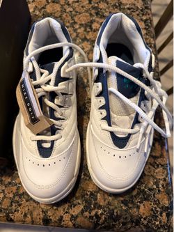Woman’s Nike Air All Carry golf shoes
