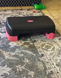 Aerobic stepper