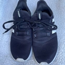 Adidas tennis shoes SZ 7 w 8.5 men's