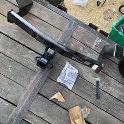 CURT 13397 Class 3 Trailer Hitch, 2-Inch Receiver, Fits Select Honda CR-V 2017 - present $65 in Madera ca  Check out my other posts for more great dea