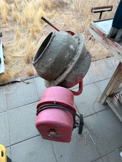 Portable Electric Concrete Mixer – Works good