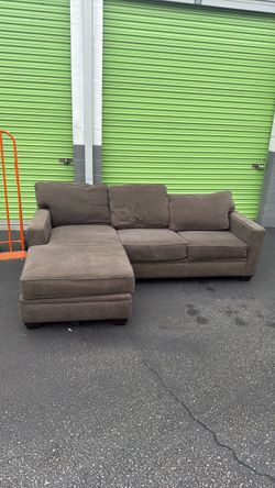 Free Couch Good