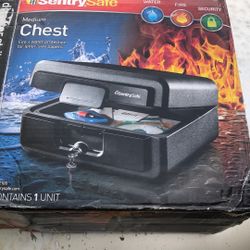 Sentry Safe Midium Chest 