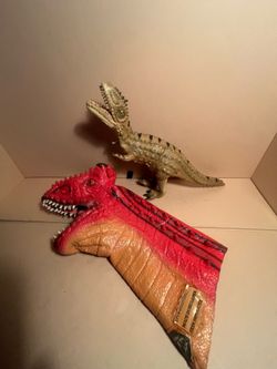 Dinosaur puppet & toy
