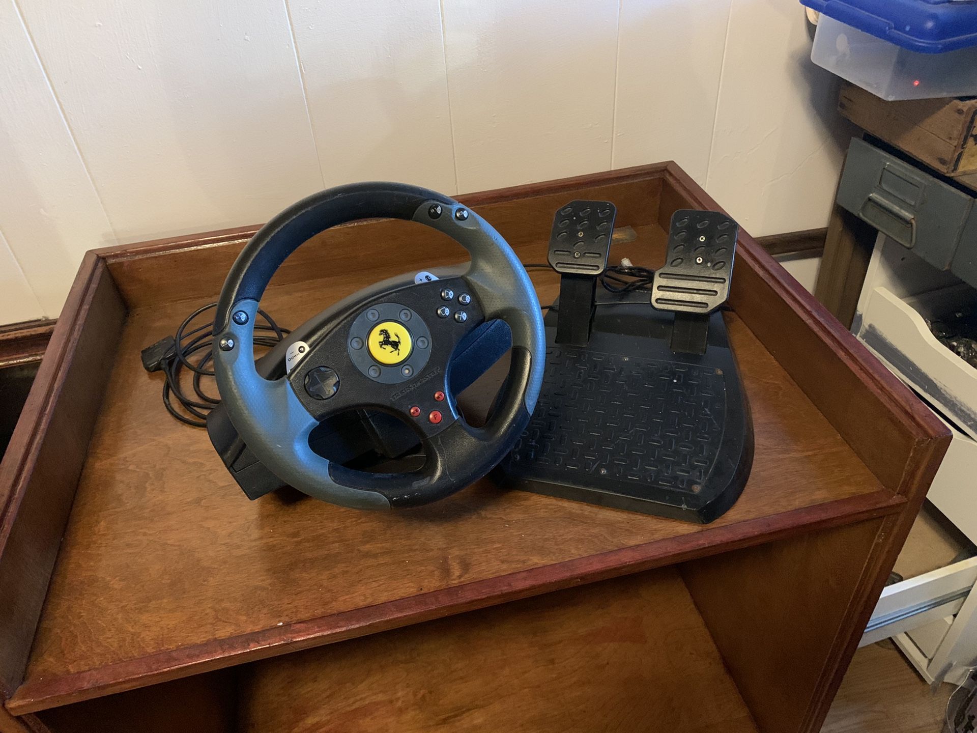 Thrustmaster Ferrari Racing Wheel for PC or PS2