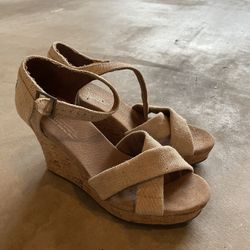Toms Espadrille Wedges 6.5 