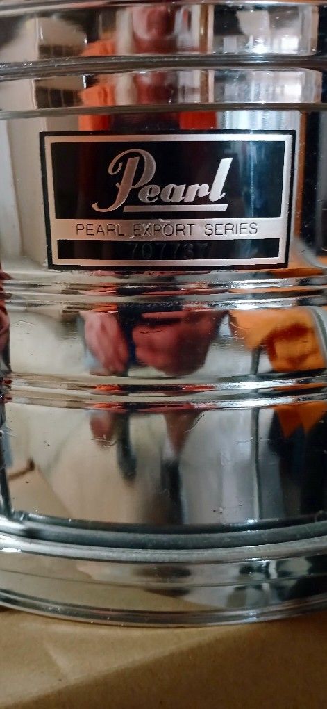 Pearl Export Series 6.5"x14 8 Lug Chrome Snare Drum