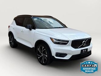 2020 Volvo XC40