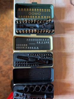 Screwdriver Bit Set with Ratchet Handles