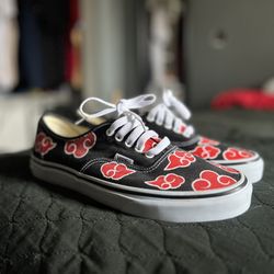 Custom naruto akatsuki vans 
