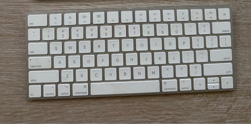 Apple wireless keyboard