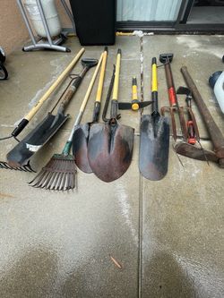 Large Garden Tool Lot Shovels Rakes Hoe Pickaxe Yard Tools Bundle