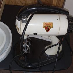 1950 Sunbeam Automatic Mixmaster