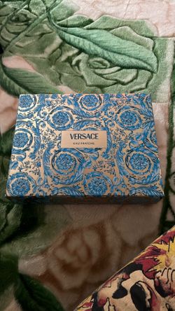 Versace Eau Fraîche Gift Box