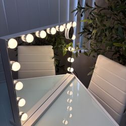 Makeup Mirror With Lights 