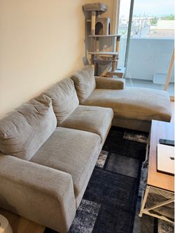 Sectional couch