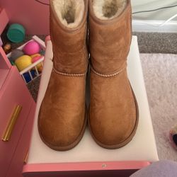 Size 6 Like New