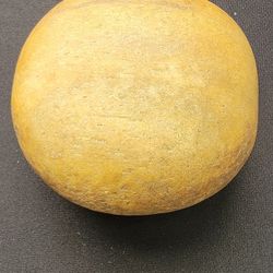 🌕 Authentic Moon Rock from Sirius Collector – Rare Yellowish Lunar Stone Display Piece

Description:

Bring the mystery of outer space into your hand