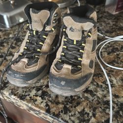 Like New - Kids Hiking Boots - Size 1