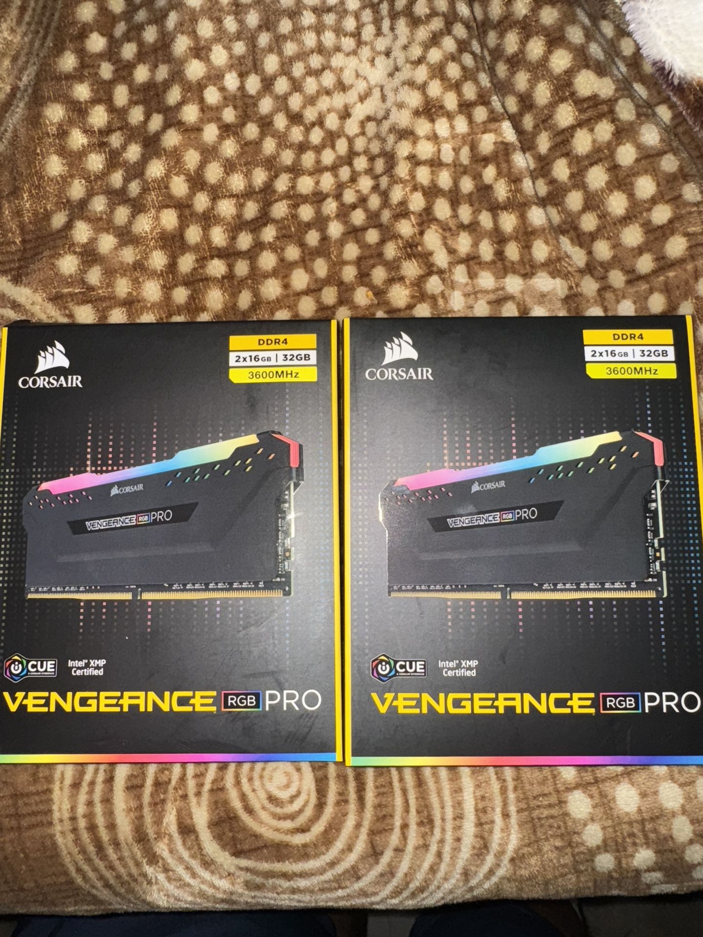corsair RGB ddr4 2x16gb ram