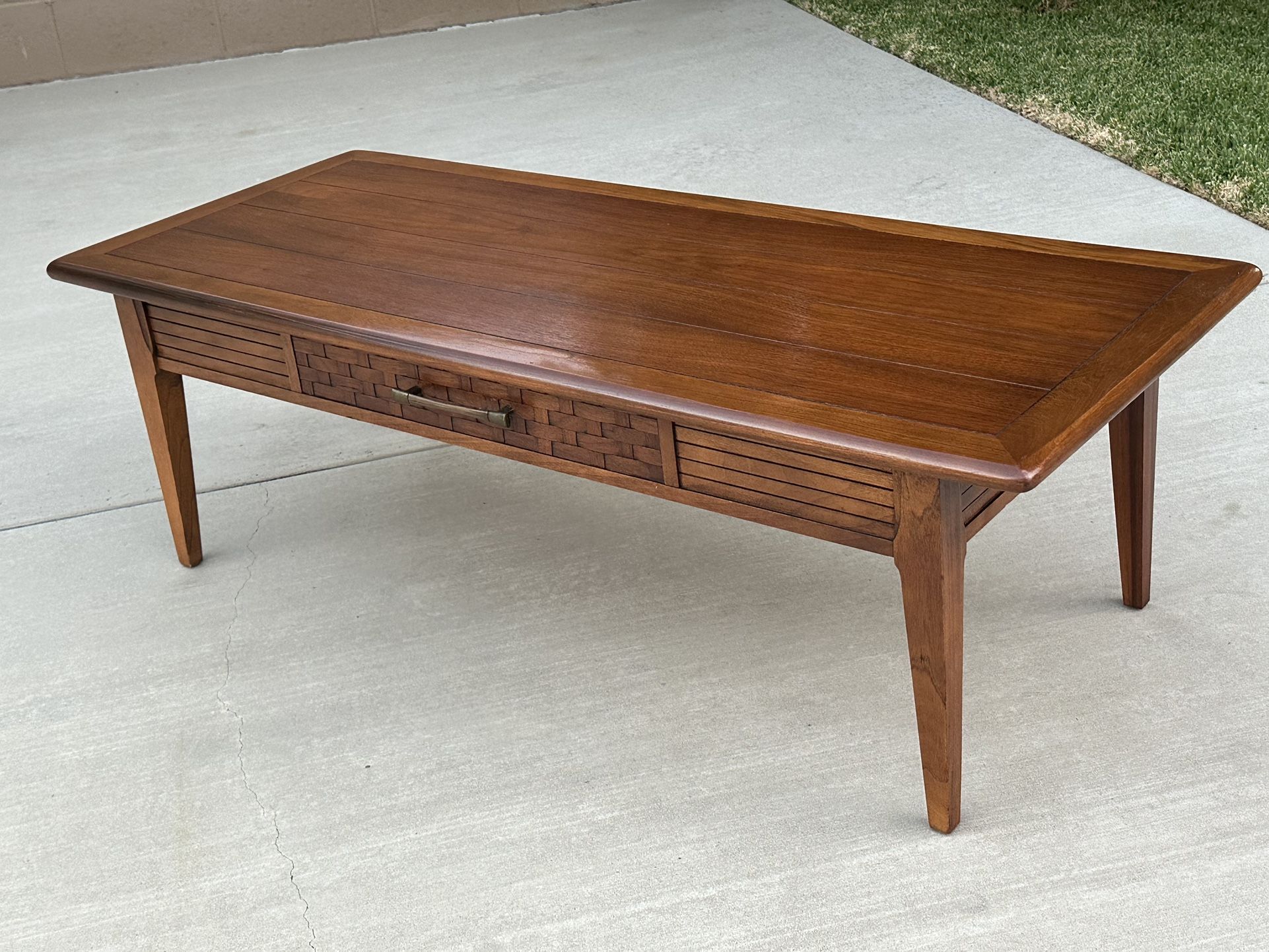MID CENTURY COFFE TABLE