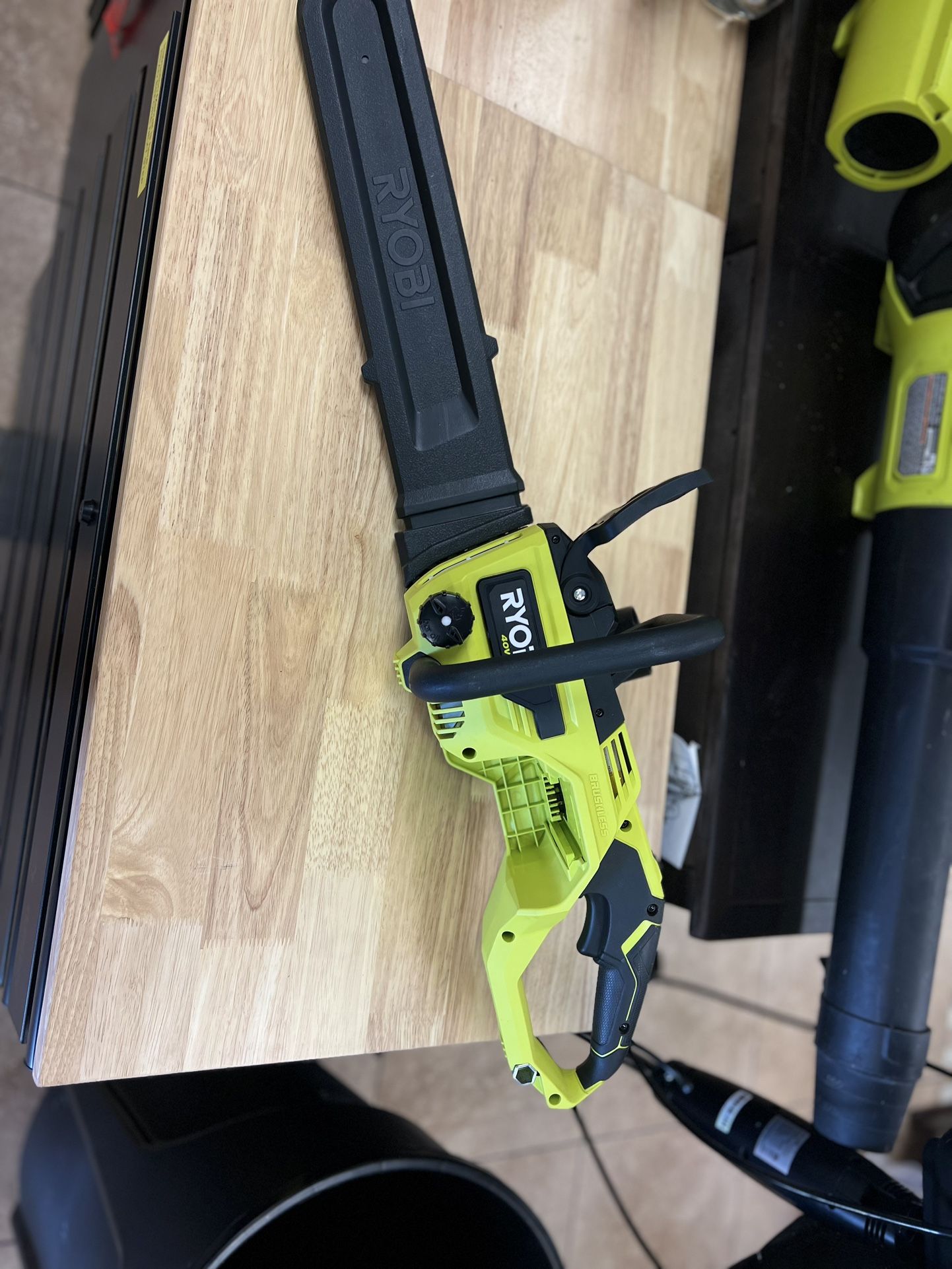 Like New RYOBI 40V HP Brushless 18 in. Battery Chainsaw (Tool-Only)