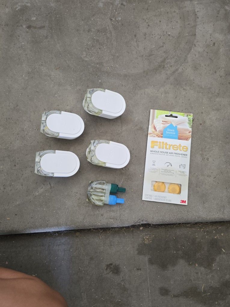 Febreze Plug Ins