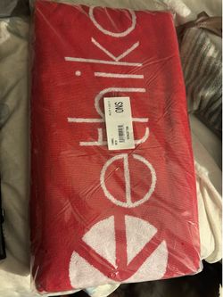 Ethika towel
