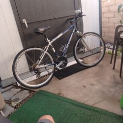 Hybrid Schwinn Trail Way Bike 