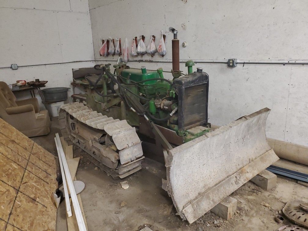 John Deere Crawler MC Model