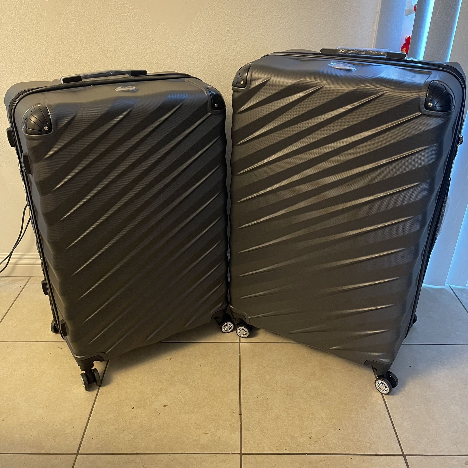 NEW 32” & 30” Extra Large Hardcase Luggage - Charcoal Grey