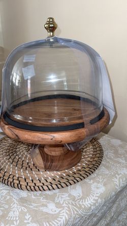 12” Wood Server w/ glass dome