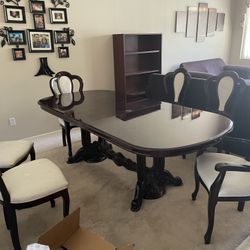 6-Person Burgundy Lacquered Dining Set