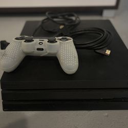 PS4 PRO 1TB
