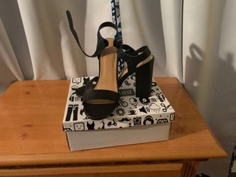 Brand new shoes for women size 8