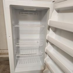 13 Cubic Ft Kenmore Freezer 