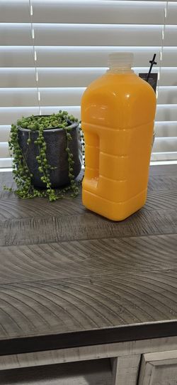 Fresh Cold Pressed Juice