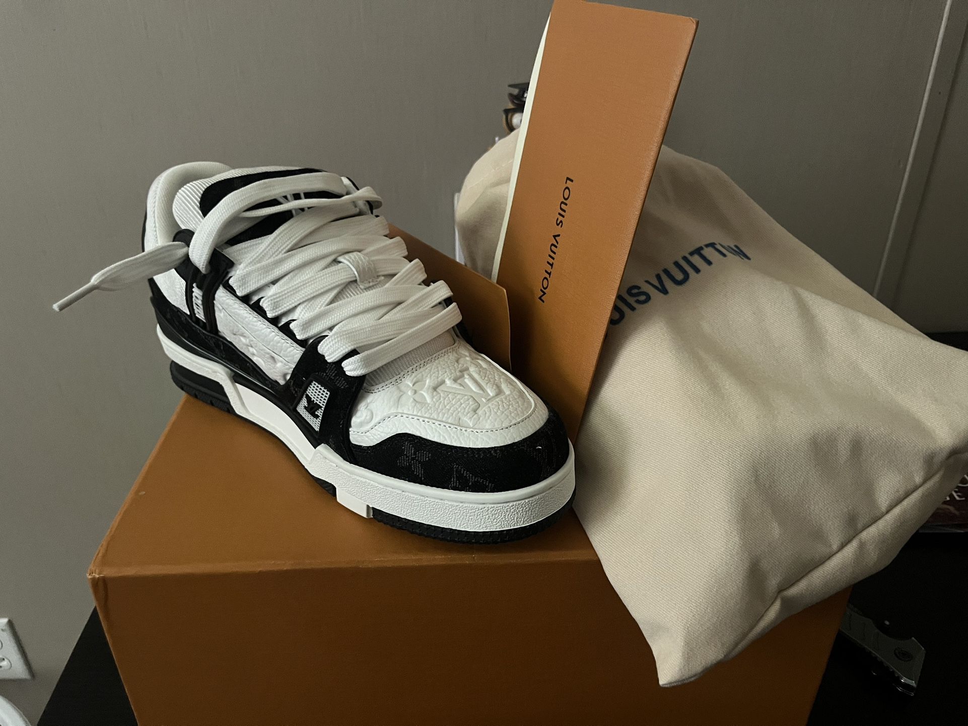 LV Trainer Sneakers (Good Quality Reps)