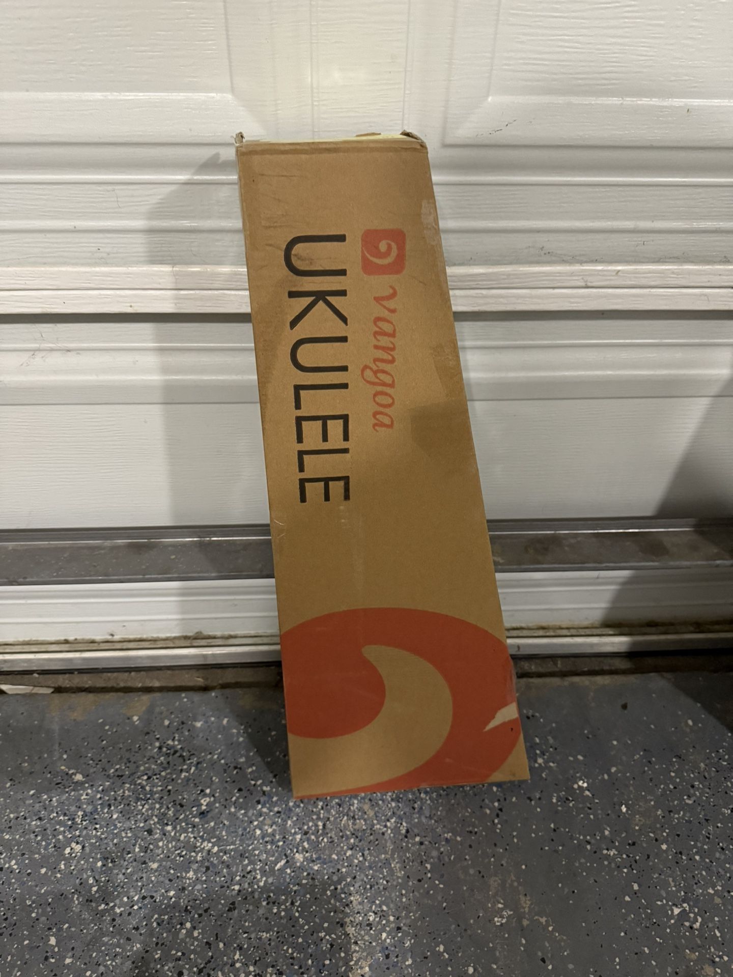 VANGOA UKULELE