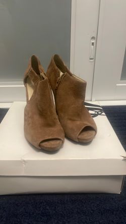 Ankle booties Sz 9