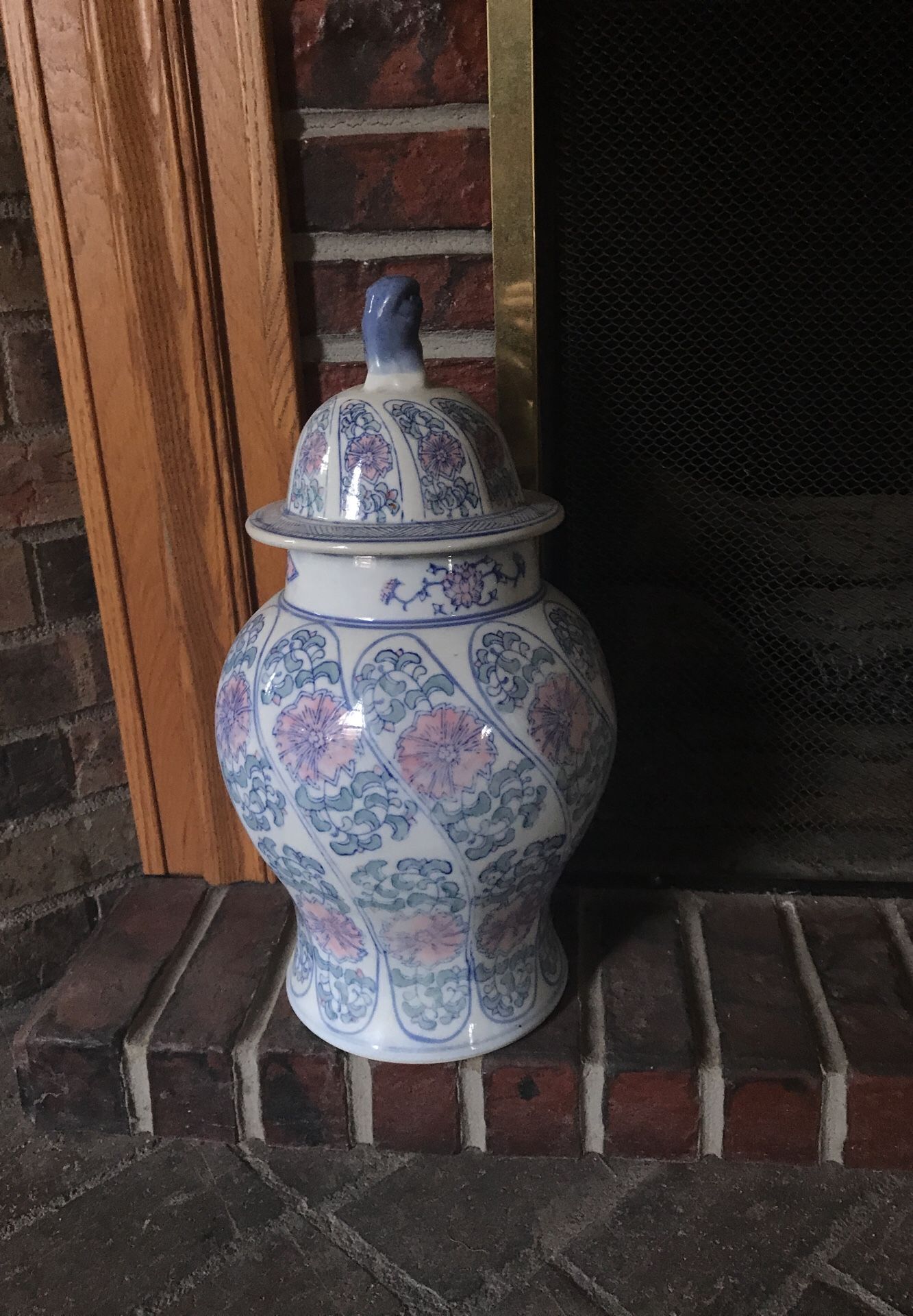 Ceramic vase