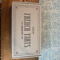 French tart baking kit - never used!!