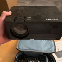Roconia projector 