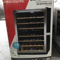 Frigidaire Stainless steel Wine Cooler (Refrigerator) 21 1/2 Model FFWC3822QS - A-00002828
