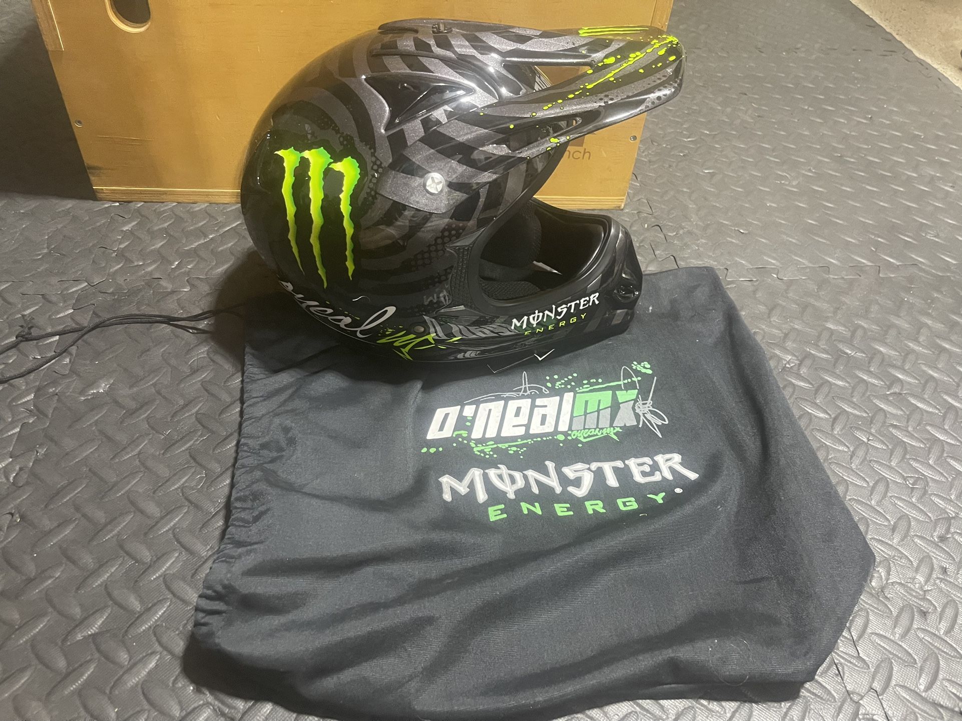 Tim Ferry, O Neal, Monster Energy Helmet Size:M