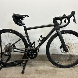 2025 Specialized Tarmac SL8 Expert