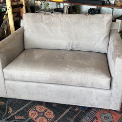Crate & Barrel Twin Sleeper Sofa 54”
